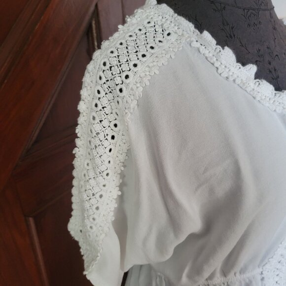 Solitaire Swim Women Large Shirt Dress White V-Neck Crochet Elastic Waist - Picture 4 of 7